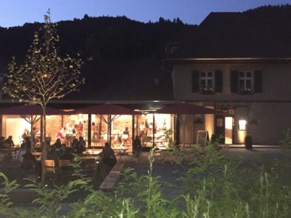 照片: Bahnhof M&amp;uuml;nstertal